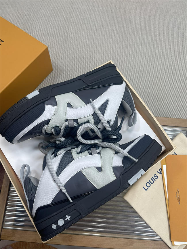 Lv Trainer Sneaker 94