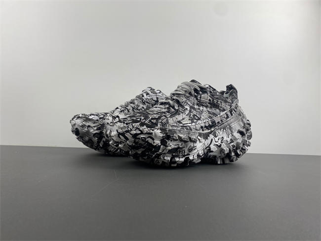 Ba*len*cia*ga 685613-w2rg19010