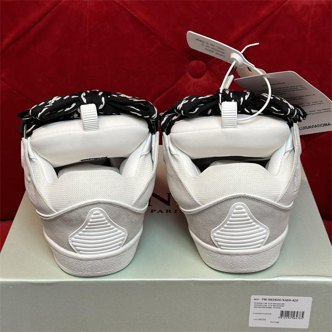 Lanvon Curb Sneaker 29