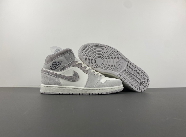 Wmns Jordan 1 Mid FQ7720-002