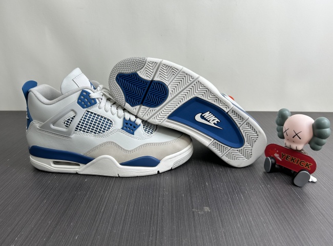 Air Jordan 4