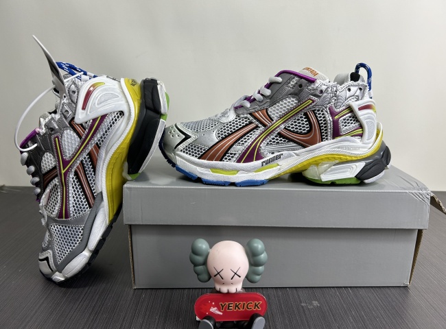 Ba*len*cia*ga -runner 677403 w3rb6 8123