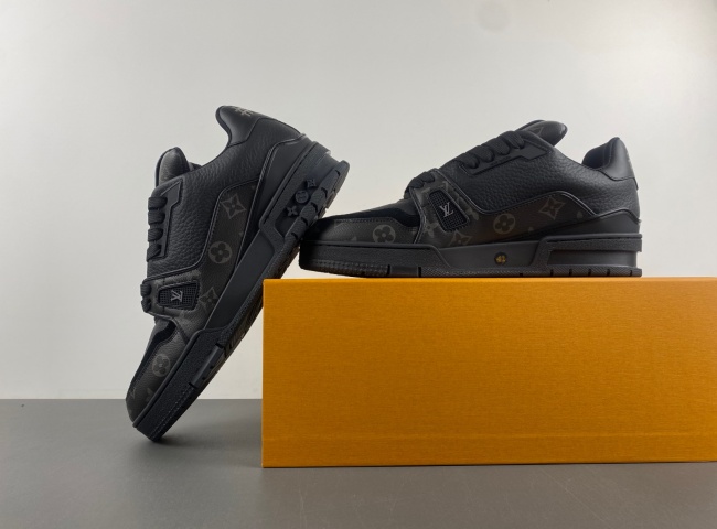 l0*is V*t0n lv trainer