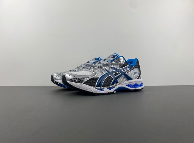 （As*ic*s） gel nimbus 10.1 ''white directoire blue'' 1203a543-101