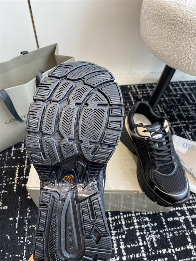 Golden Goose Sneaker