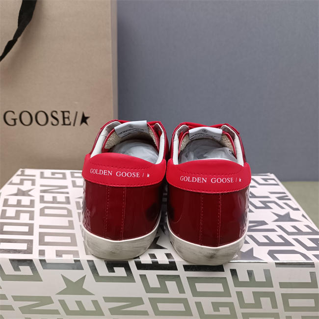 Golden Goose Sneaker