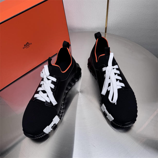 H**mes sneaker