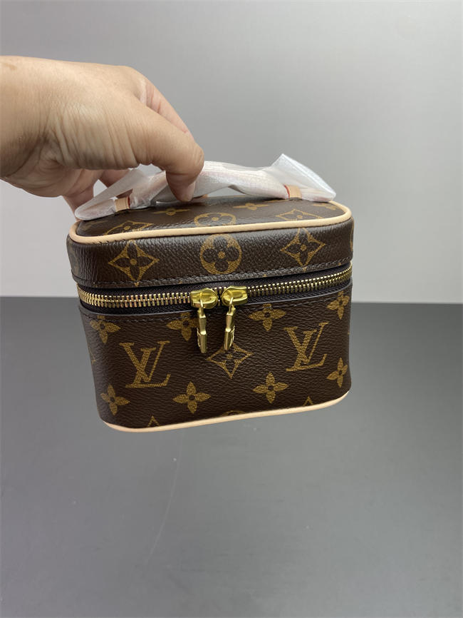 LV BAG
