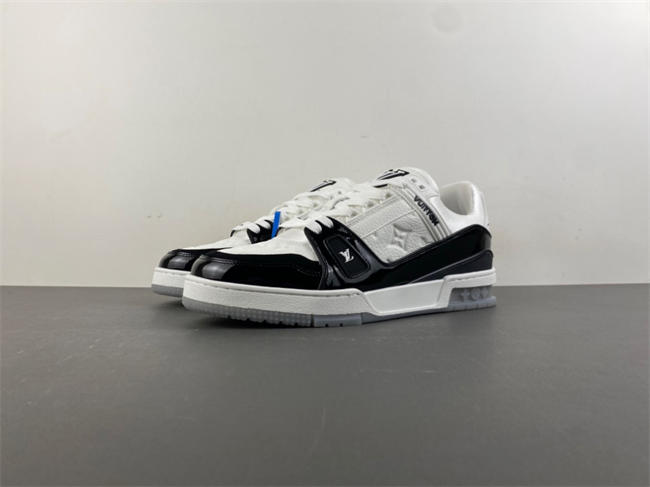 l0*is V*t0n lv trainer