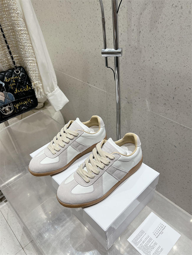 ma*s*n martin Ma*i*la sneaker