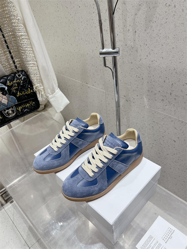 ma*s*n martin Ma*i*la sneaker