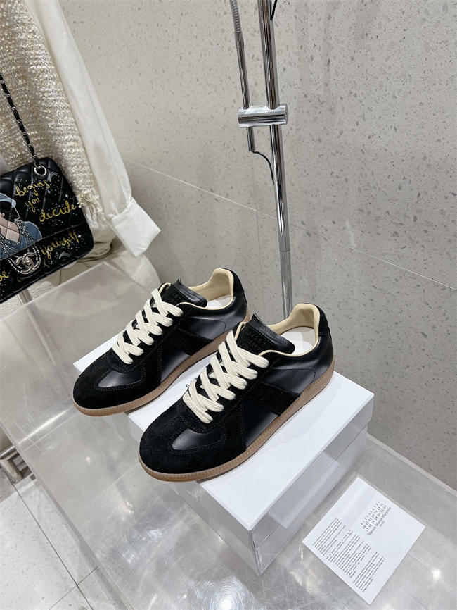 ma*s*n martin Ma*i*la sneaker